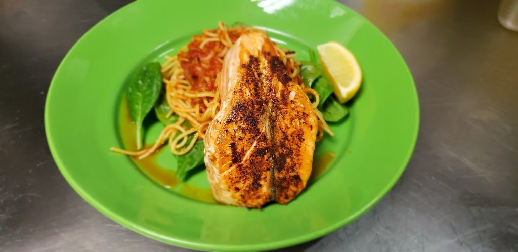 ViPei Bistro | 3101 Kingston Rd, Scarborough, ON M1M 1P1, Canada | Phone: (416) 266-1405