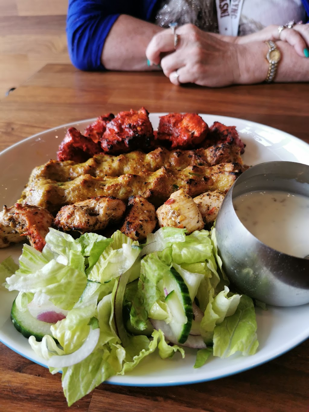Mirchi Restaurant Southwest Calgary | 825 12 Ave SW, Calgary, AB T2R 0J3, Canada | Phone: (403) 245-3663