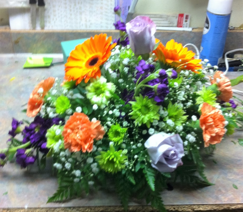 Pumpkins Posies Flower Shop | 1092 Augsburg Rd, Eganville, ON K0J 1T0, Canada | Phone: (613) 628-2098