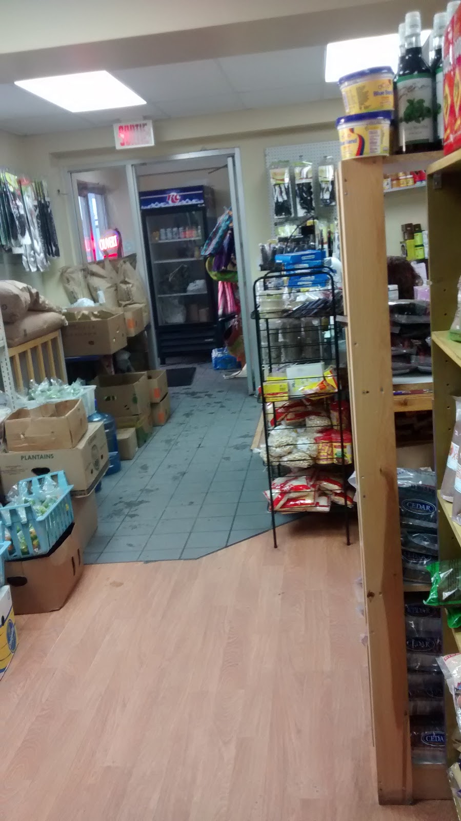 Exotique Epicerie (de Lévis) | 5699 Rue Saint-Georges, Lévis, QC G6V 4L7, Canada | Phone: (418) 603-1122