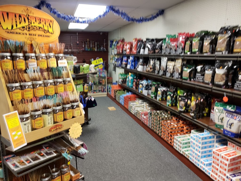 Smokers Paradise Smokeshop | 70 N Howard Ave, Croswell, MI 48422, USA | Phone: (810) 712-9095