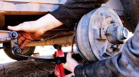 Ferraras Autobody | 157 Hiltons Point Rd, Norland, ON K0M 2L0, Canada | Phone: (647) 569-4913