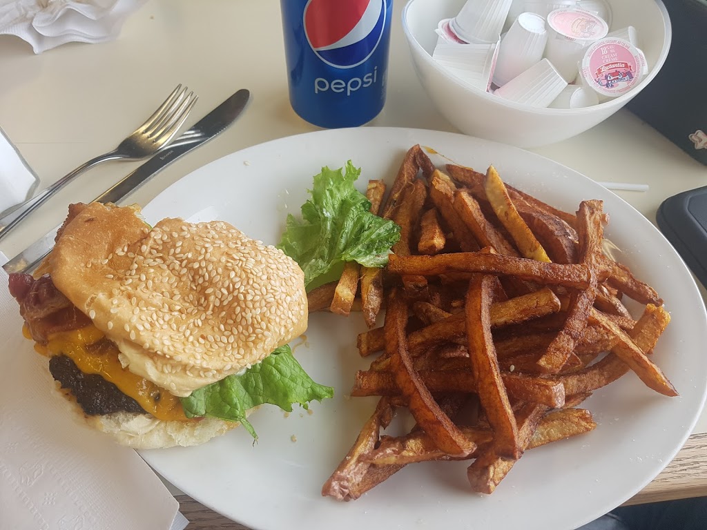 Jays Cafe | 279 MB-12, Steinbach, MB R5G 1T8, Canada | Phone: (204) 326-2908