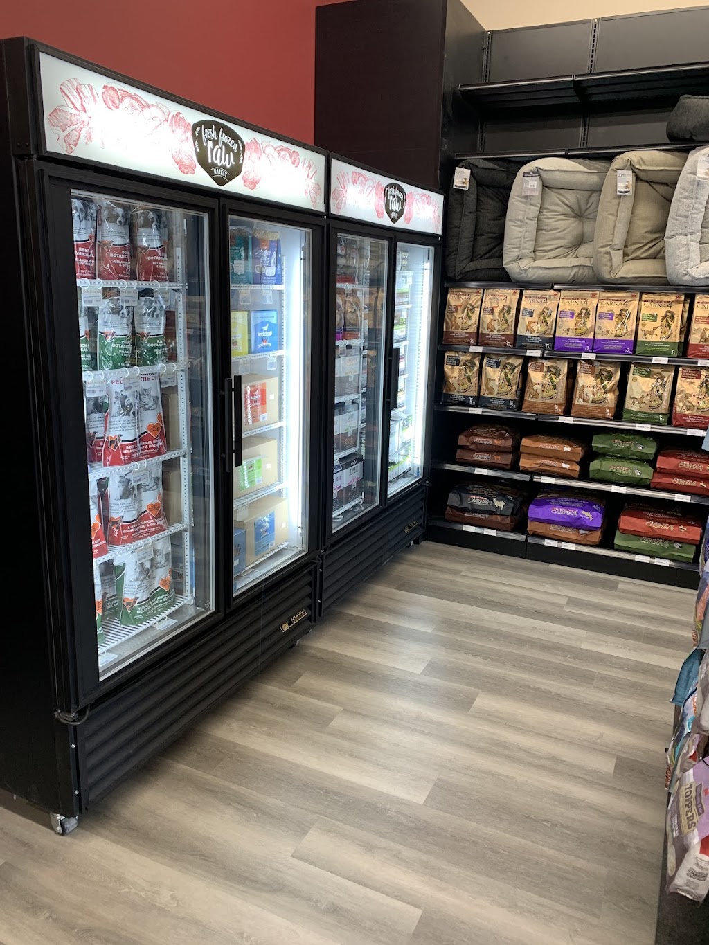 Global Pet Foods | 160 Hwy 20 E, Fonthill, ON L0S 3E6, Canada | Phone: (905) 892-1021