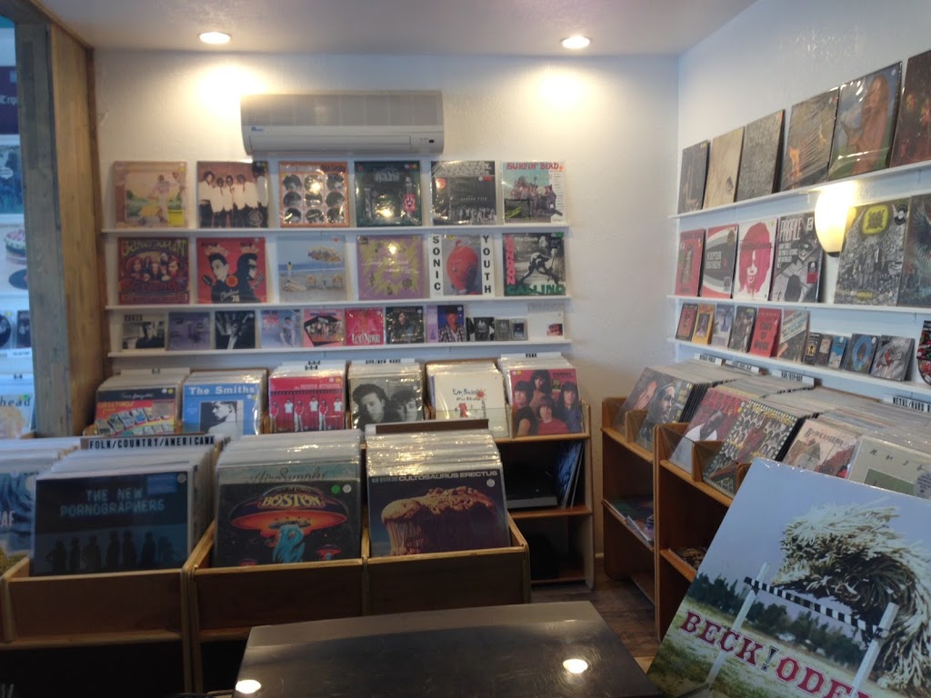 Royal Cat Records | 21 Macdonell St, Guelph, ON N1H 2Z3, Canada | Phone: (519) 821-7442