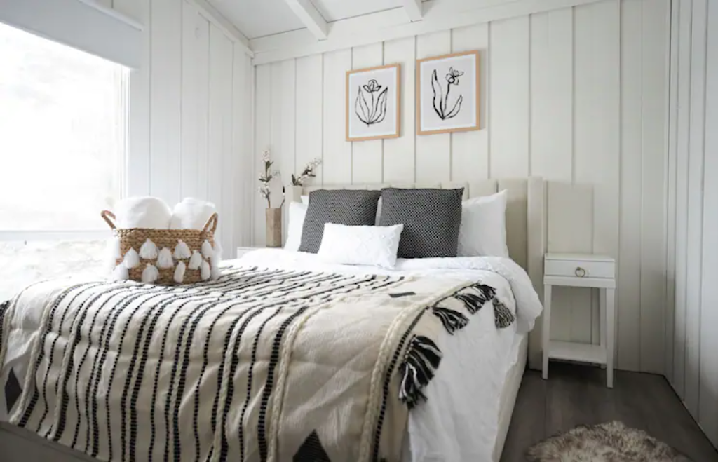 Sunday Lakehouse Muskoka | Fox Point Rd, Lake of Bays, ON P0A 1H0, Canada | Phone: (647) 203-0921