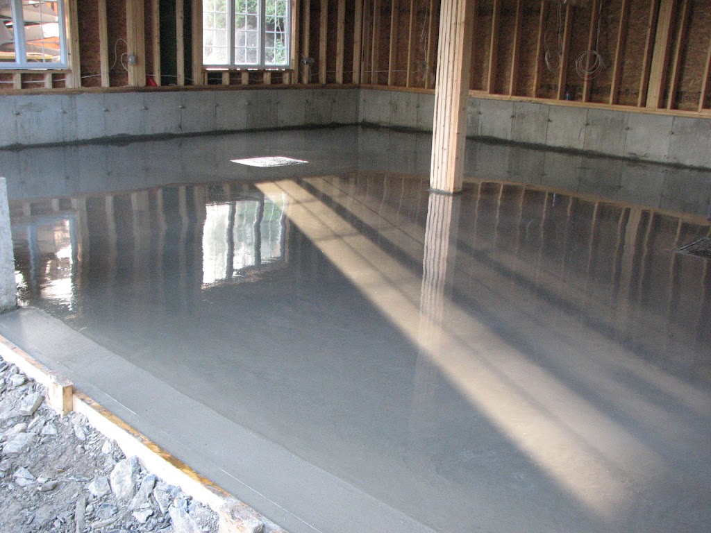 Béton Expert Pascal Corriveau | 303 Rue Roussin Vigneux, Windsor, QC J1S 3C2, Canada | Phone: (819) 574-4696