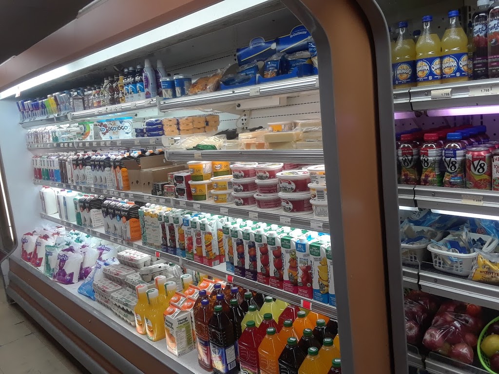 Marche D Alimentation | 11 Bd des Pins, Drummondville, QC J2C 1P3, Canada | Phone: (819) 478-5624