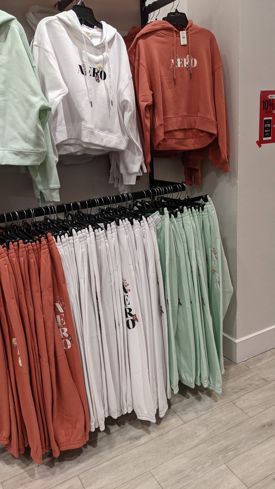 Aéropostale | 1800 Sheppard Ave E, North York, ON M2J 5A7, Canada | Phone: (416) 497-1710