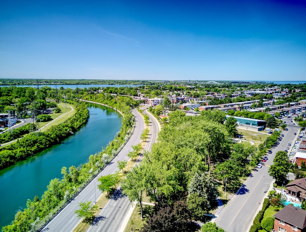 Condos Locatifs Le Riverside | 8968 Rue Airlie, LaSalle, QC H8R 2A1, Canada | Phone: (438) 763-3781