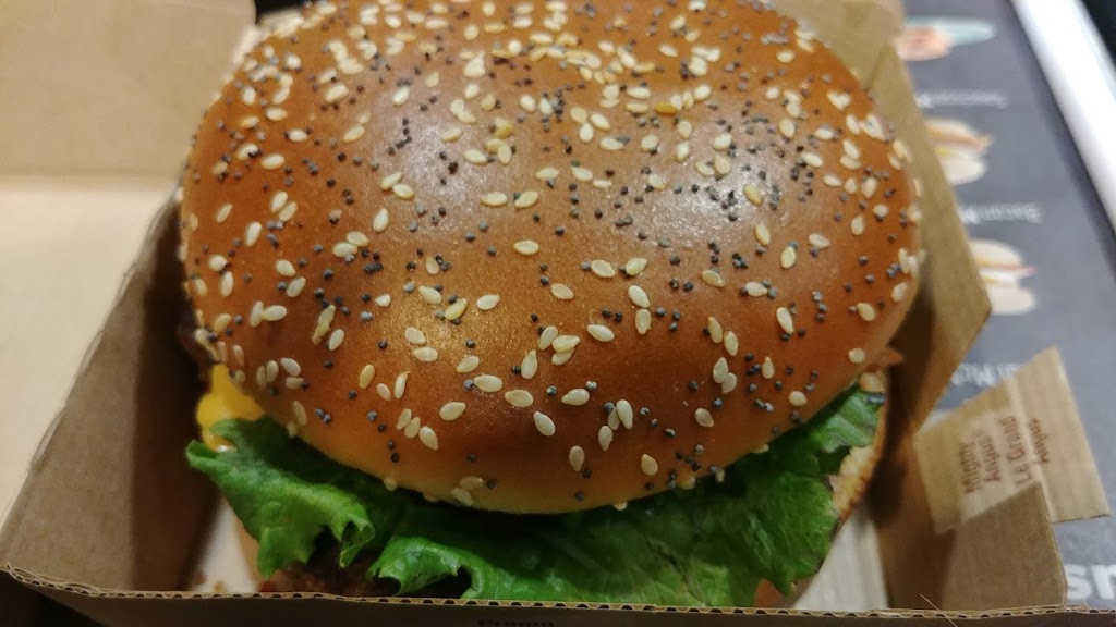 McDonalds | 975 Rue King E, Sherbrooke, QC J1G 1E3, Canada | Phone: (819) 563-0585