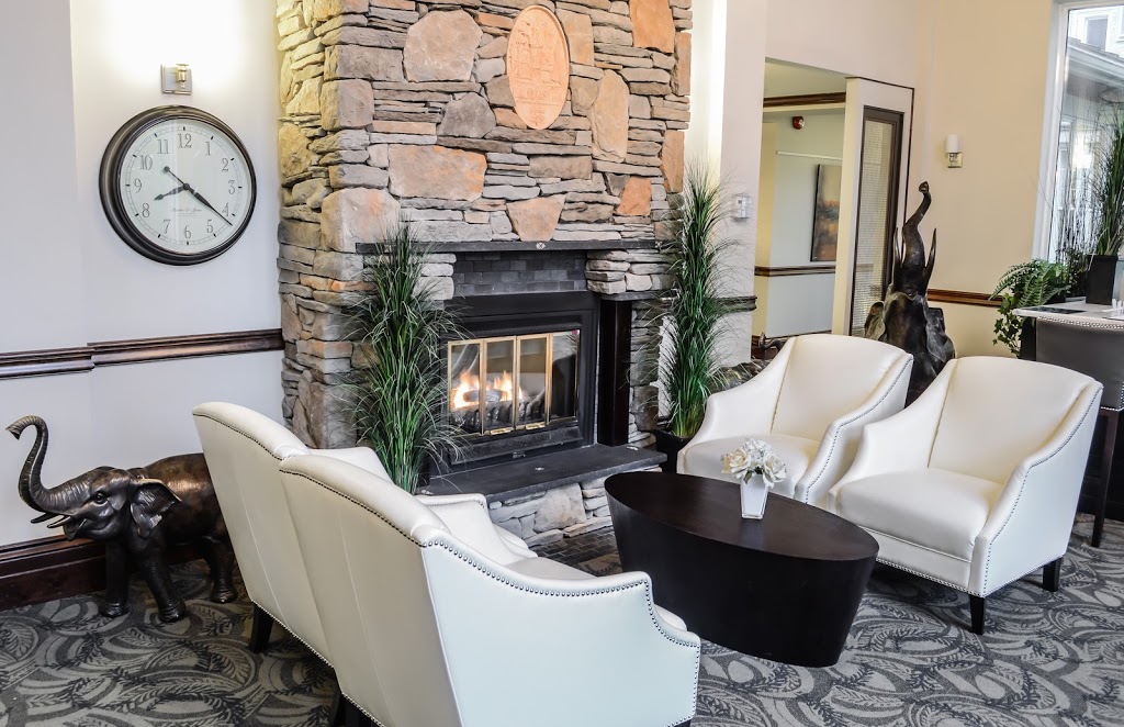 Elm Hurst Inn & Spa | 415 Harris St, Ingersoll, ON N5C 3J8, Canada | Phone: (519) 485-5321