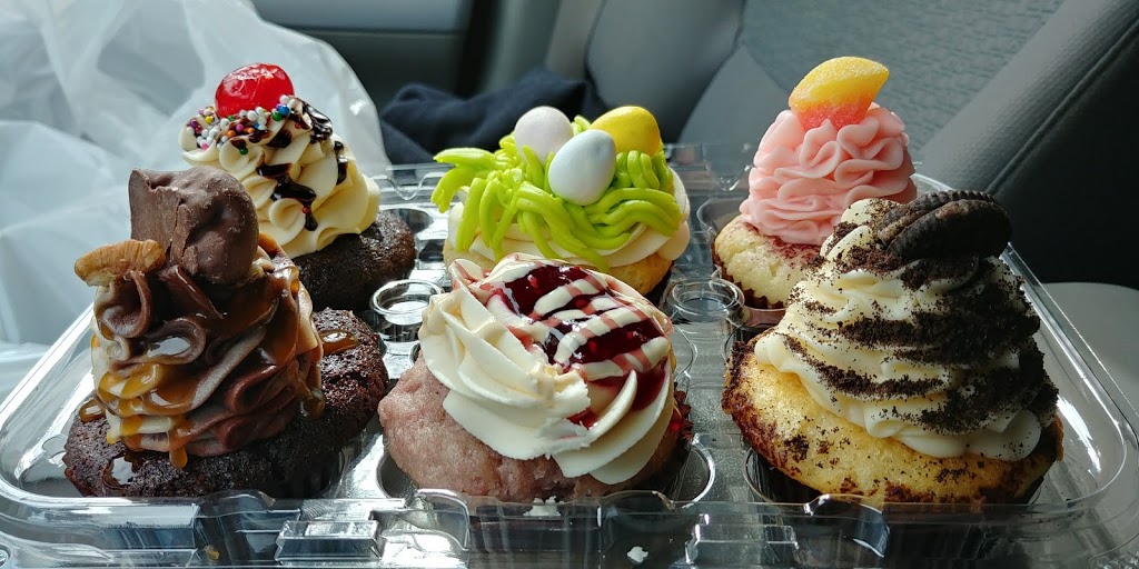 The Pink Flamingo Bakery & Boutique | 28 Bayfield Main St N, Bayfield, ON N0M 1G0, Canada | Phone: (519) 565-4777