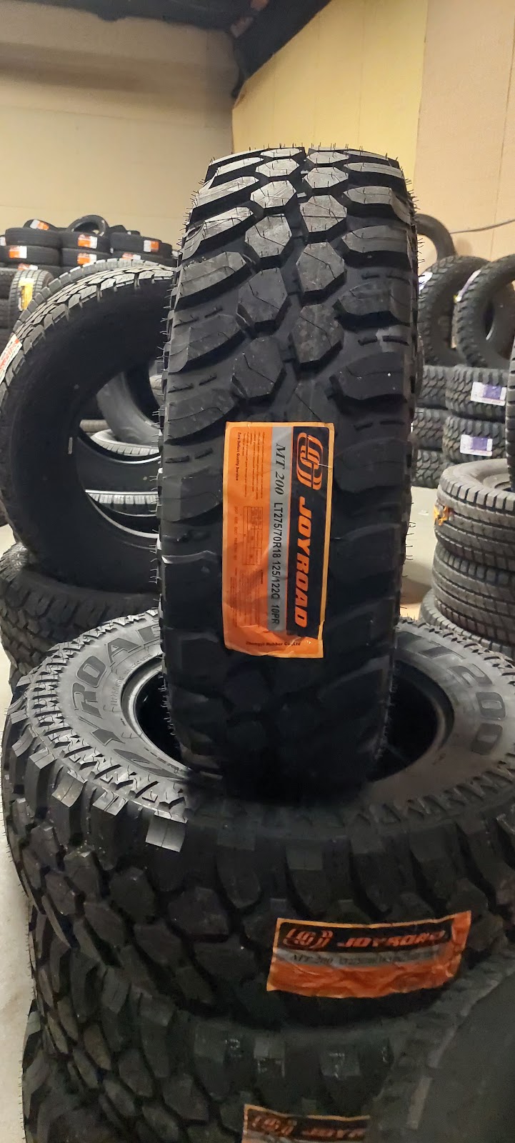 Zoomotive tires | 53 Observatory Ln, Richmond Hill, ON L4C 8K9, Canada | Phone: (647) 708-9850