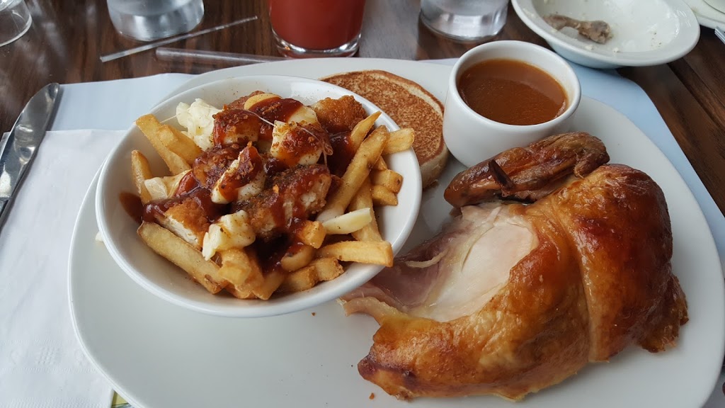 Rôtisserie St-Hubert | 2000 Rue de lInterlude, Québec, QC G3K 0R6, Canada | Phone: (418) 694-1234
