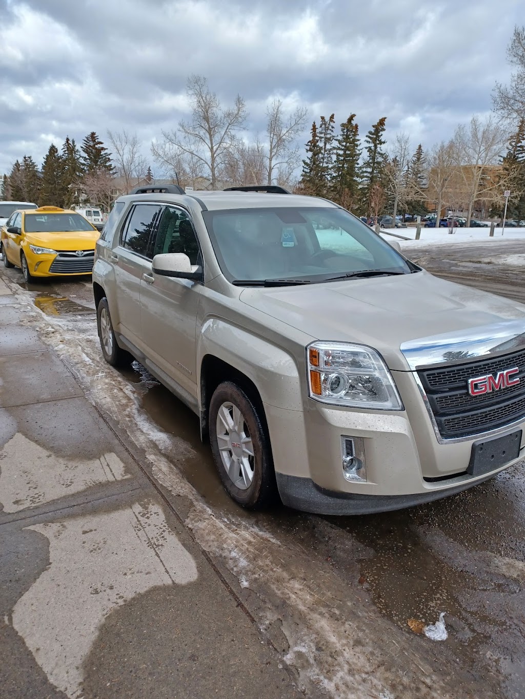 Second Car Ltd | 82 Slater Rd, Strathmore, AB T1P 1R8, Canada | Phone: (403) 972-0166
