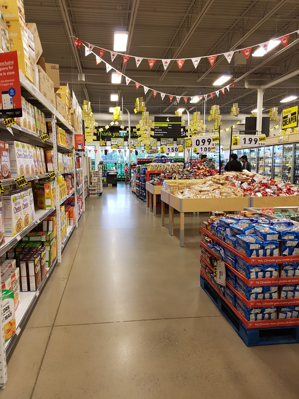 FreshCo Jane & Finch | 3925 Jane St, North York, ON M3N 2K1, Canada | Phone: (416) 398-8260