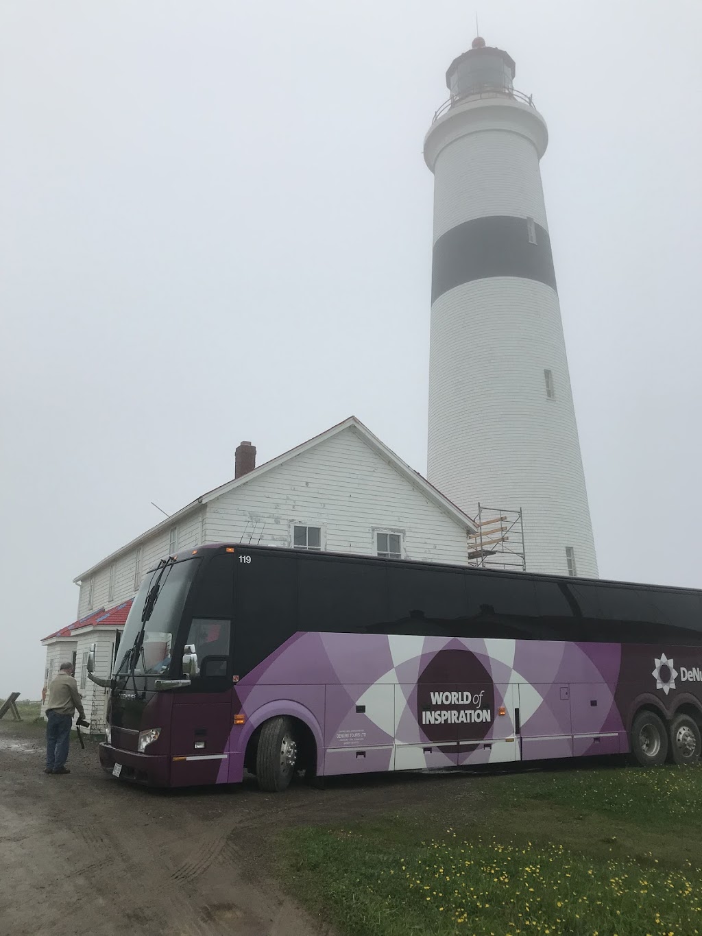 DeNure Tours Ltd (Motorcoach Tours) | 71 Mt Hope St, Lindsay, ON K9V 5N5, Canada | Phone: (800) 668-6859