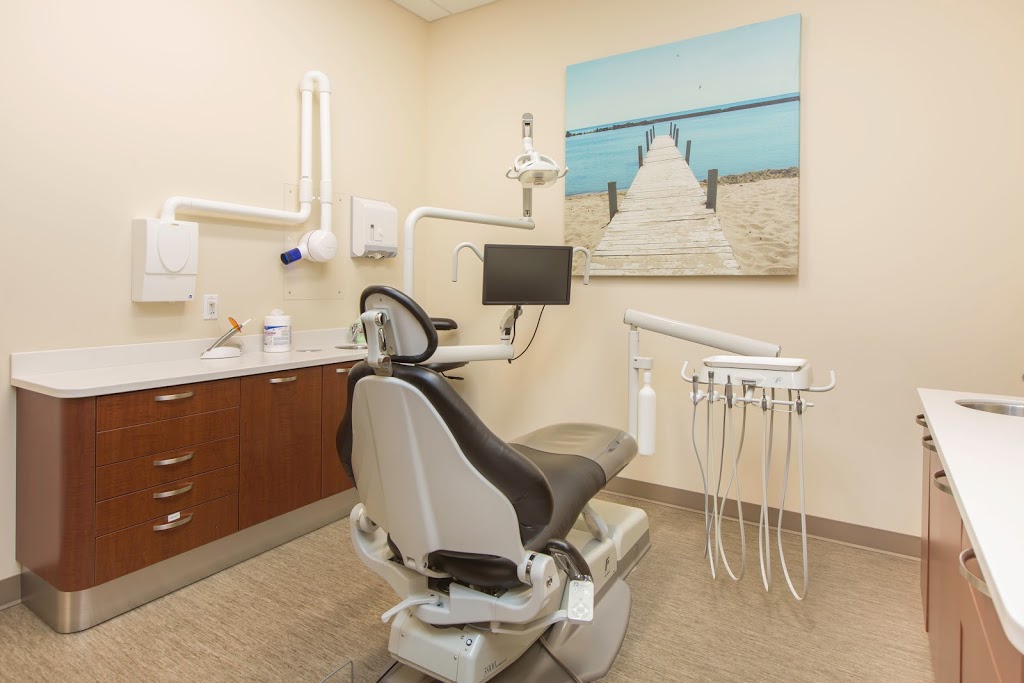 EdgeWater Dental | 1330 Exmouth St, Sarnia, ON N7S 3X9, Canada | Phone: (519) 541-0505