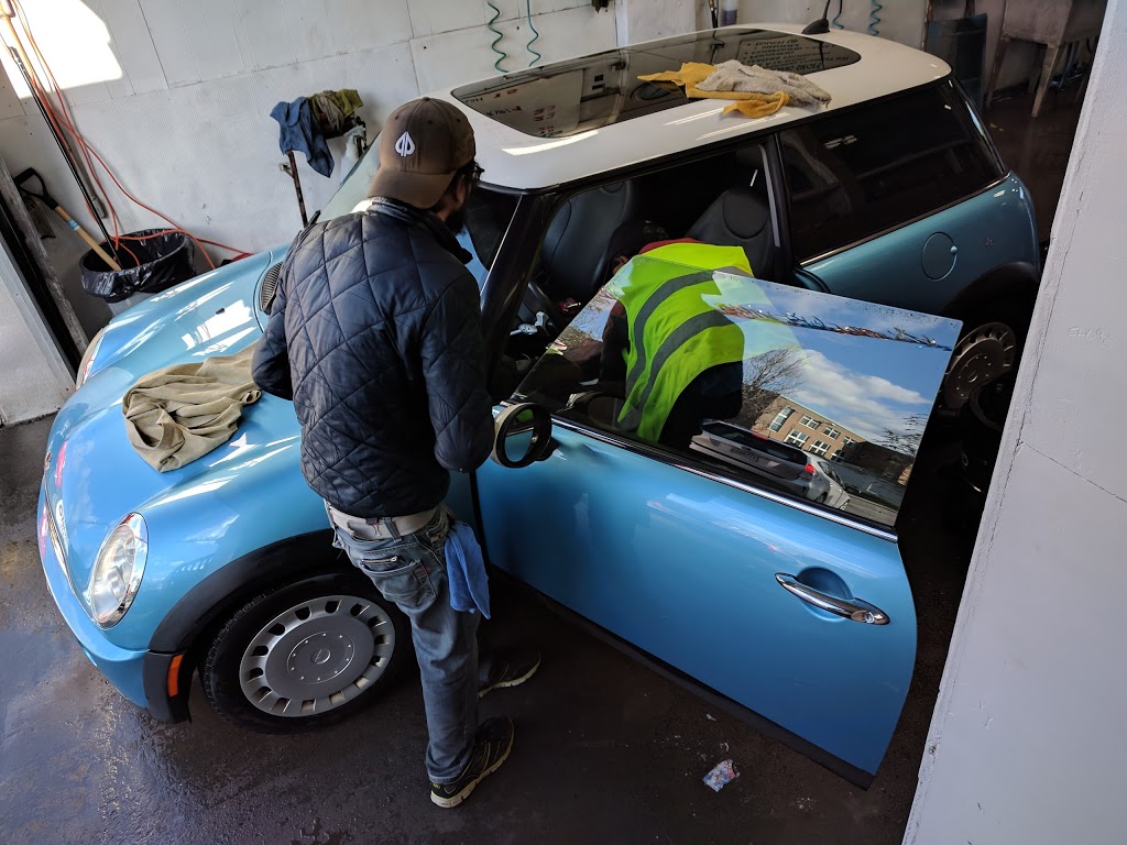 LAVE-AUTOS | 6300 Rue Saint-Jacques, Montréal, QC H4B 1T6, Canada | Phone: (514) 486-4000