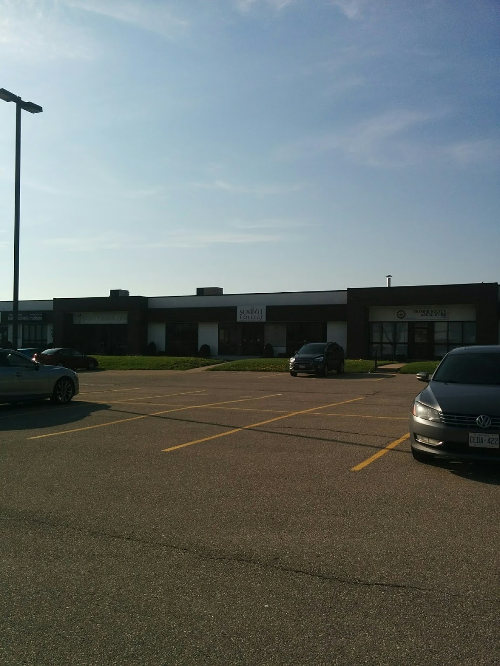Summit College - Academic and Career Studies | 1425 Bishop St N, Cambridge, ON N1R 6J9, Canada | Phone: (519) 767-5576