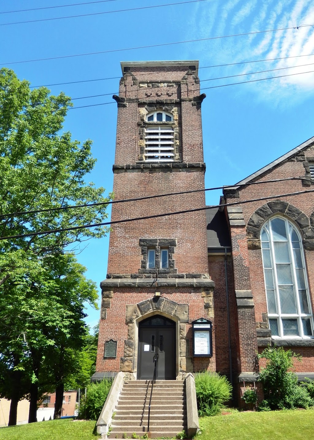First Presbyterian Church | 208 MacLean St, New Glasgow, NS B2H 4M9, Canada | Phone: (902) 752-5691