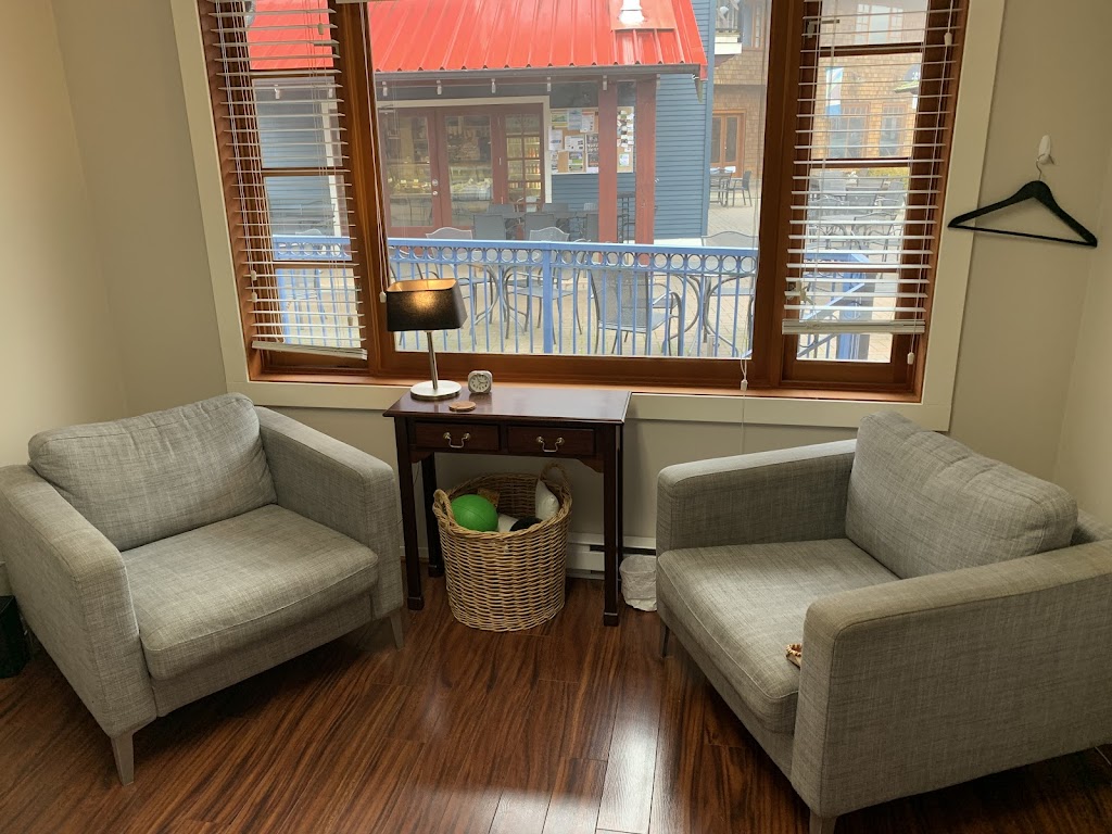 Re-Fresh Facials, Massage and Somatic Bodywork | 566 Artisan Ln, Bowen Island, BC V0N 1G2, Canada | Phone: (604) 729-5149