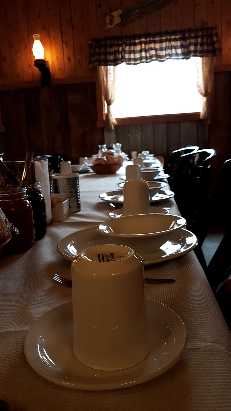 Au Sentier de lÉrable | 440 Rang Montcalm, Sainte-Julienne, QC J0K 2T0, Canada | Phone: (450) 831-2472