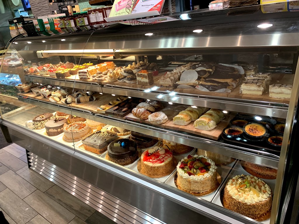 Patisserie Lajeunesse Vimont | 1773 Boulevard des Laurentides, Laval, QC H7M 2P5, Canada | Phone: (450) 667-0362