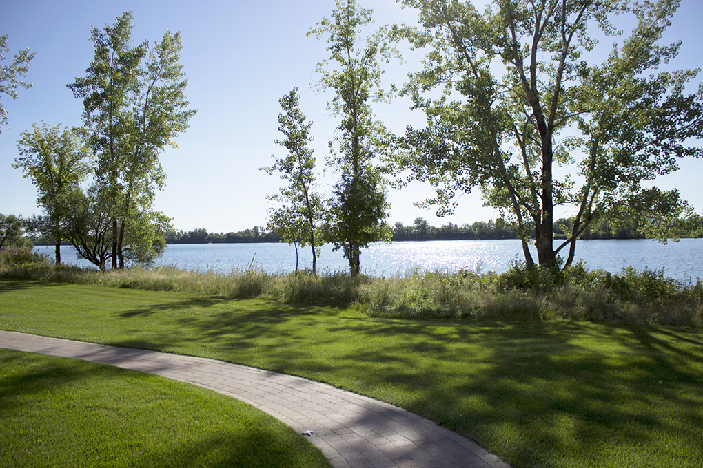 Les Résidences Soleil Manoir Brossard | 8080 Boulevard du St Laurent #200, Brossard, QC J4X 0A6, Canada | Phone: (450) 672-3737