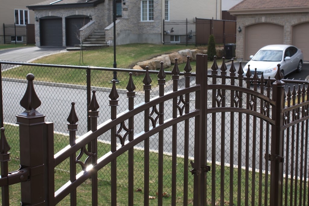 Inter Clotures Jermar | 877 Rte Harwood, Vaudreuil-Dorion, QC J7V 8P2, Canada | Phone: (450) 732-1121