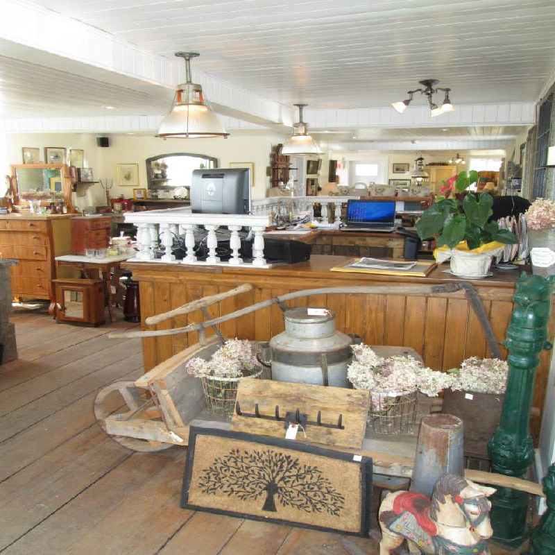 Sykes & McGee Antiquités et Déco-Vintage- Chalk Paint by Annie Sloan-Savonnerie Artisanale-Cantons de L’Est- Eastern townships | 3 Chemin Mccurdy, West Brome, QC J0E 2P0, Canada | Phone: (450) 776-0982