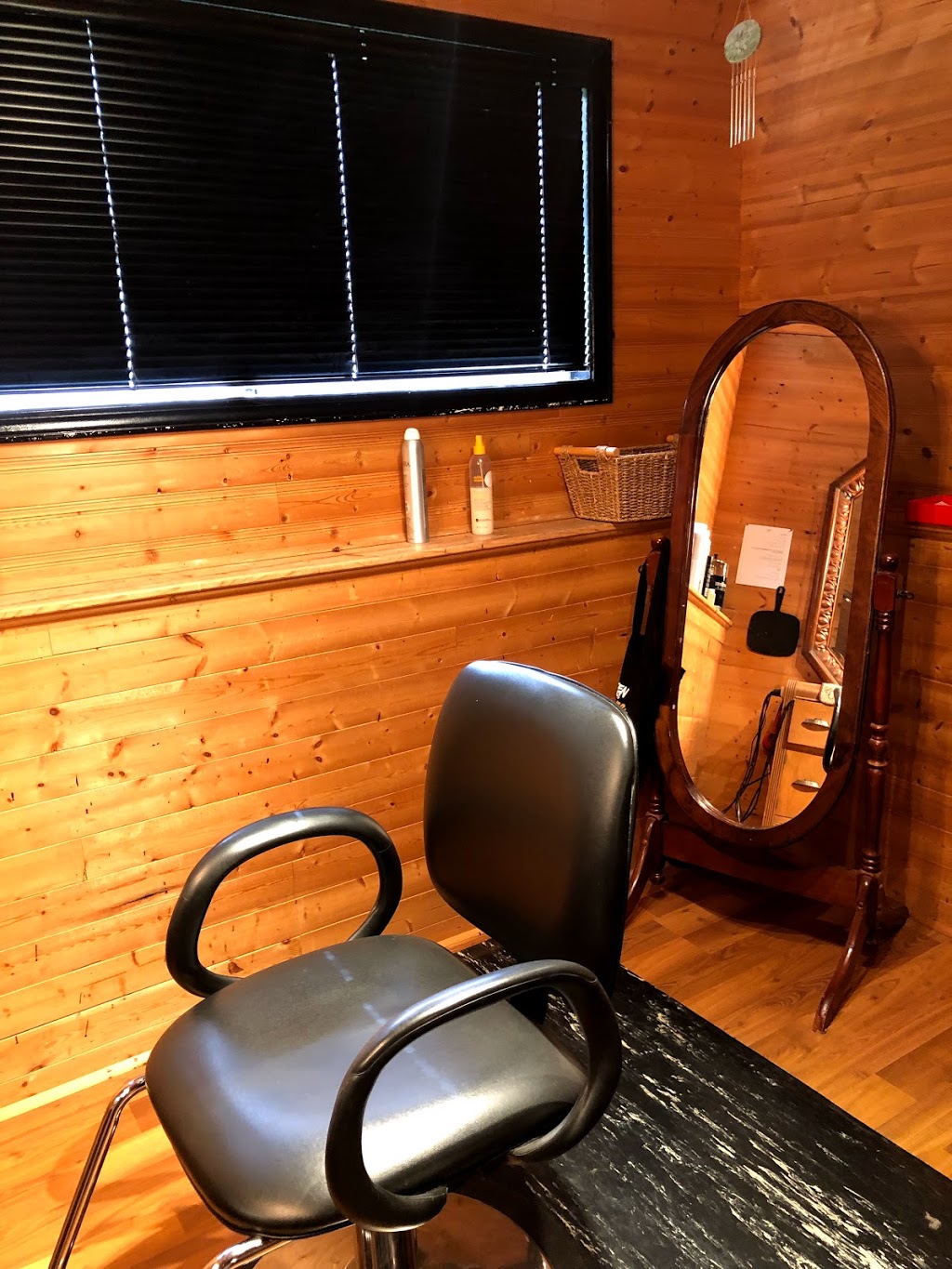 Hair by Anne | 38196 Chestnut Ave, Squamish, BC V8B 0X2, Canada | Phone: (604) 848-5906
