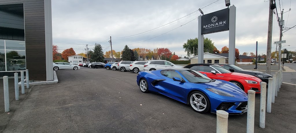 Monark voitures distinctives | 660 Rue Notre Dame O, Victoriaville, QC G6P 1T4, Canada | Phone: (819) 604-2423