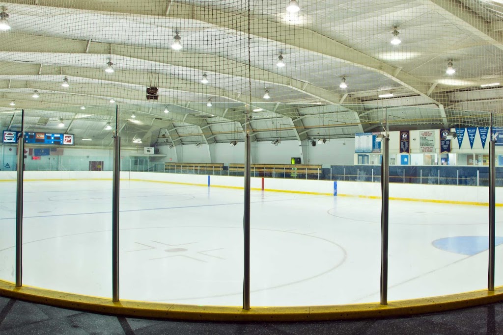 Maple Grove Arena | 2237 Devon Rd, Oakville, ON L6J 5Z8, Canada | Phone: (905) 338-4193