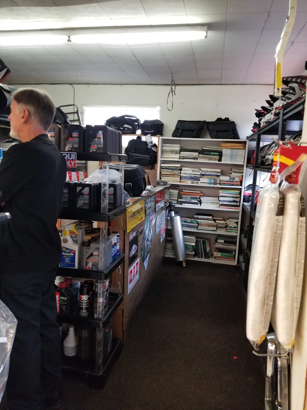Jacks Motorcycle Salvage | 1496 Ryan Rd E, Lazo, BC V0R 2K0, Canada | Phone: (250) 339-4825