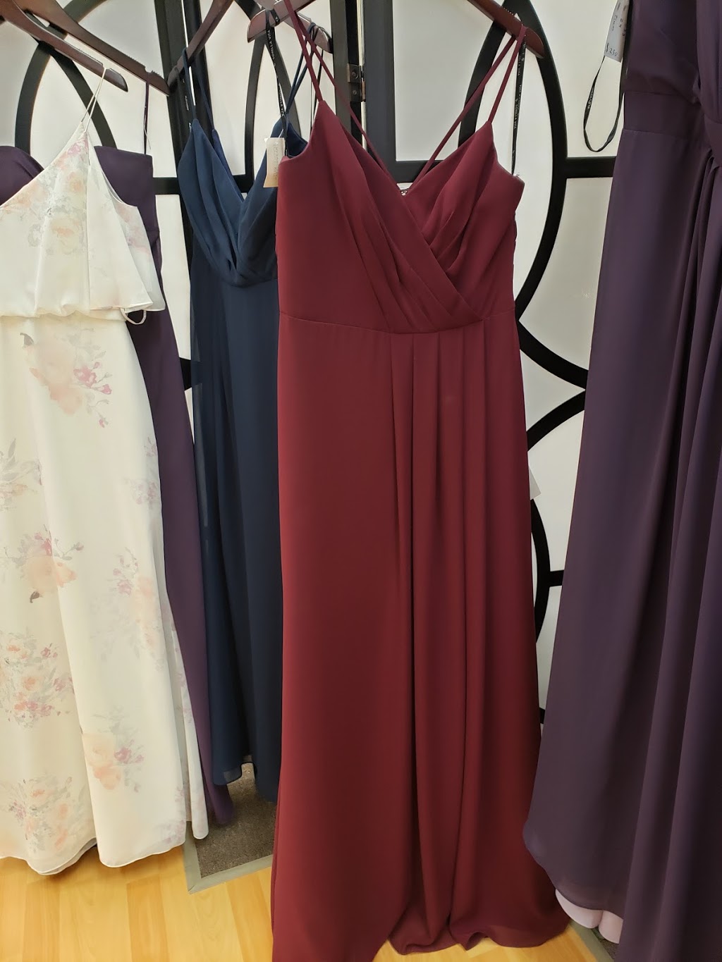 Helens Bridal | 520 Bryne Dr #9, Barrie, ON L4N 9P6, Canada | Phone: (705) 734-0680