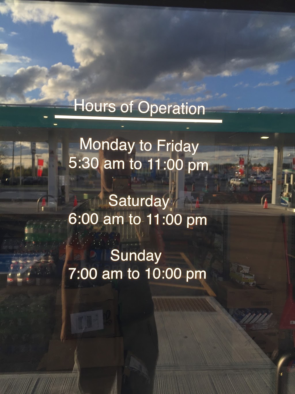 County Line | 150 Madawaska Blvd, Arnprior, ON K7S 1S8, Canada | Phone: (613) 623-6303