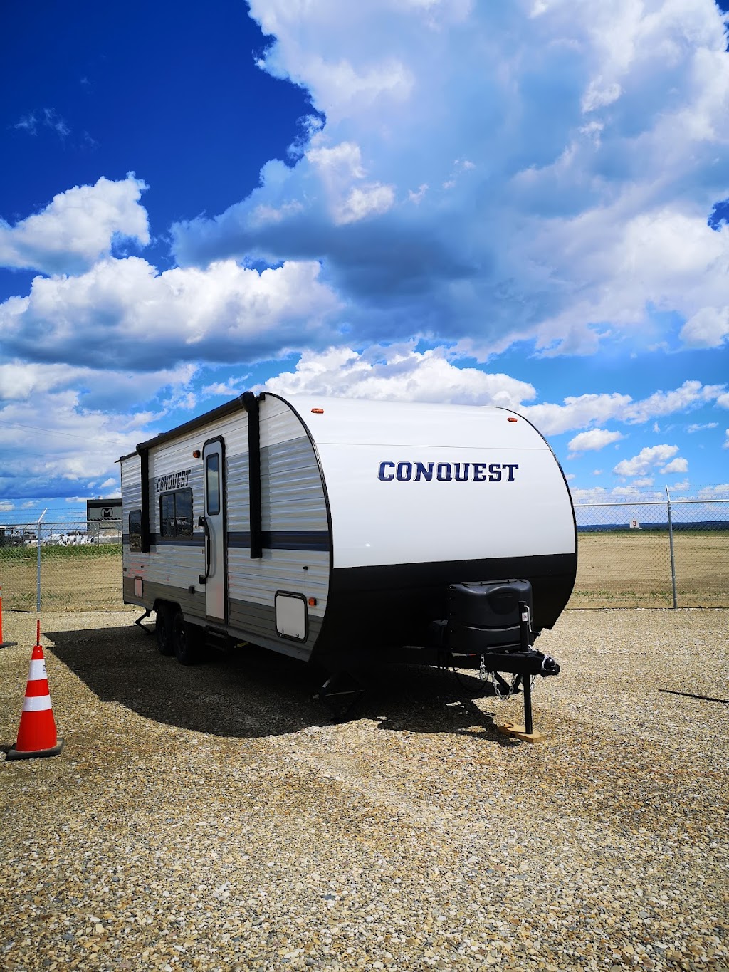 QE2 RV Storage | 431043, Range Rd 261, Ponoka, AB T4J 1J8, Canada | Phone: (403) 783-3918