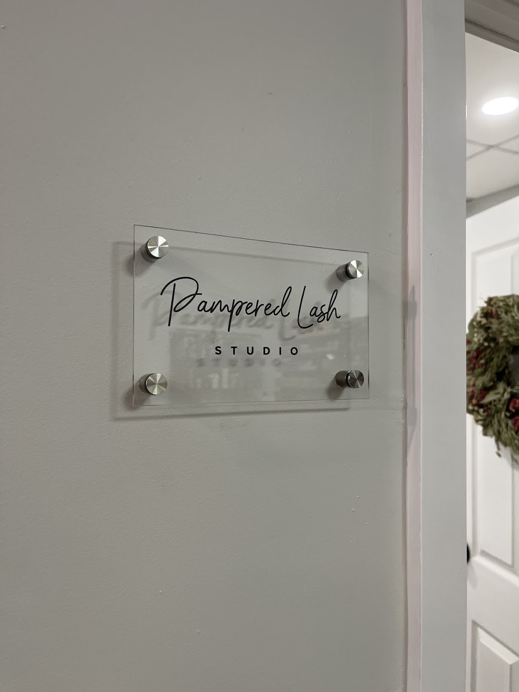 Pampered Lash Studio | Inside Flow hair salon, 495 Walkers Line, Burlington, ON L7N 2E3, Canada | Phone: (416) 616-4947