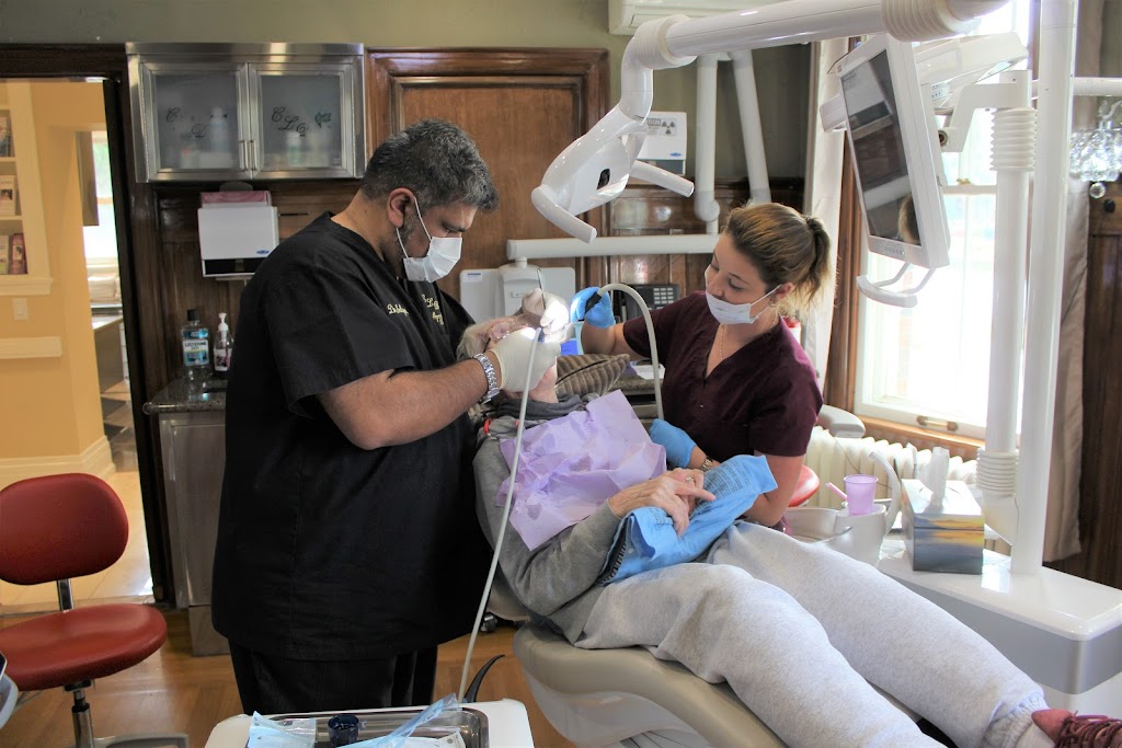 Collingwood Dentistry | 54 Third St, Collingwood, ON L9Y 1K3, Canada | Phone: (705) 293-7700