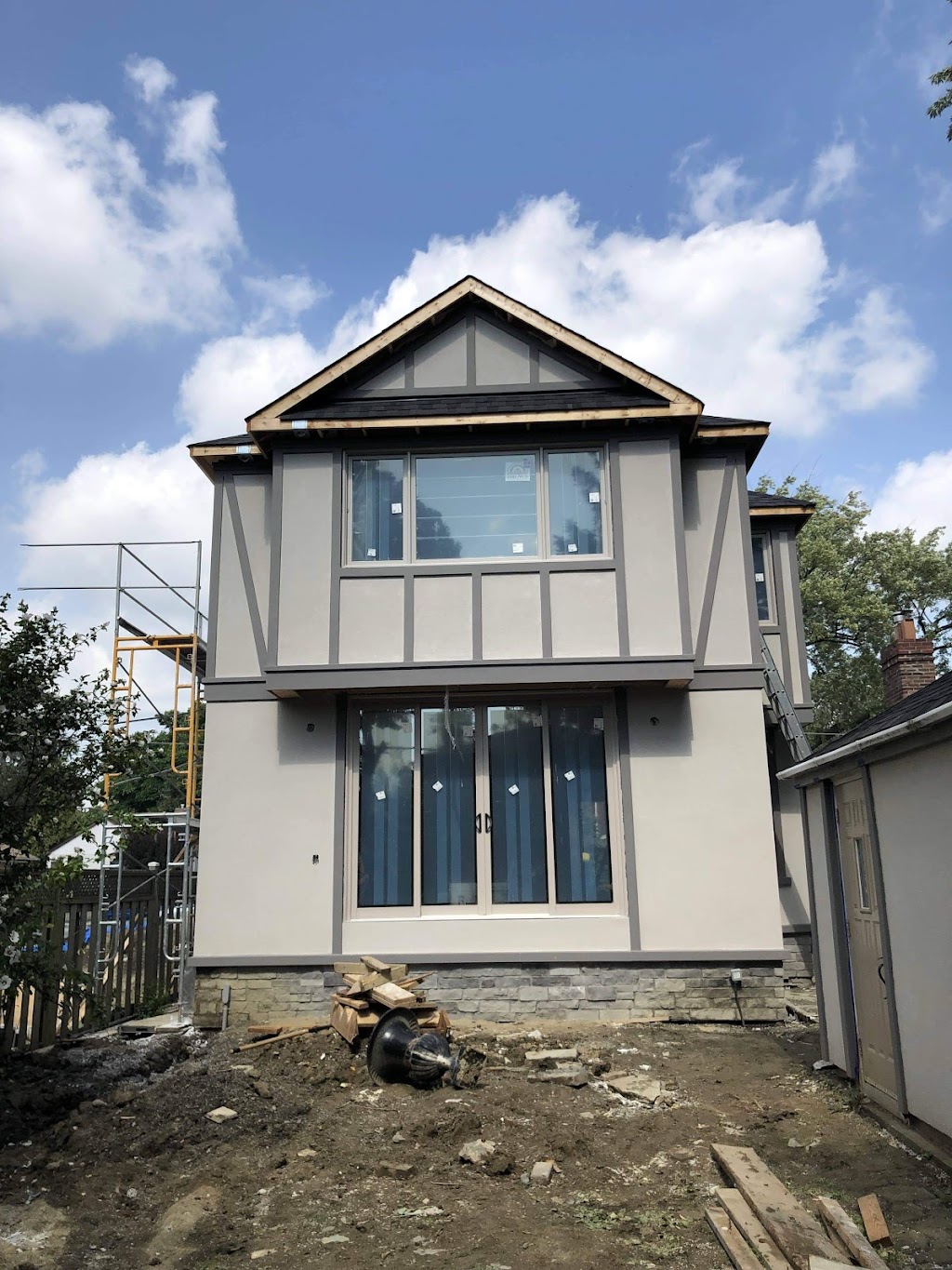 Silver 47 Stucco Inc | 96 Retreat Blvd, Woodbridge, ON L4H 0C3, Canada | Phone: (416) 875-6447