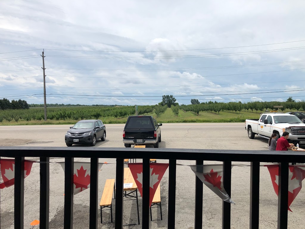 The Hemlock Barn | 1217 Lobsinger Line, Waterloo, ON N2J 4G8, Canada | Phone: (519) 206-1616