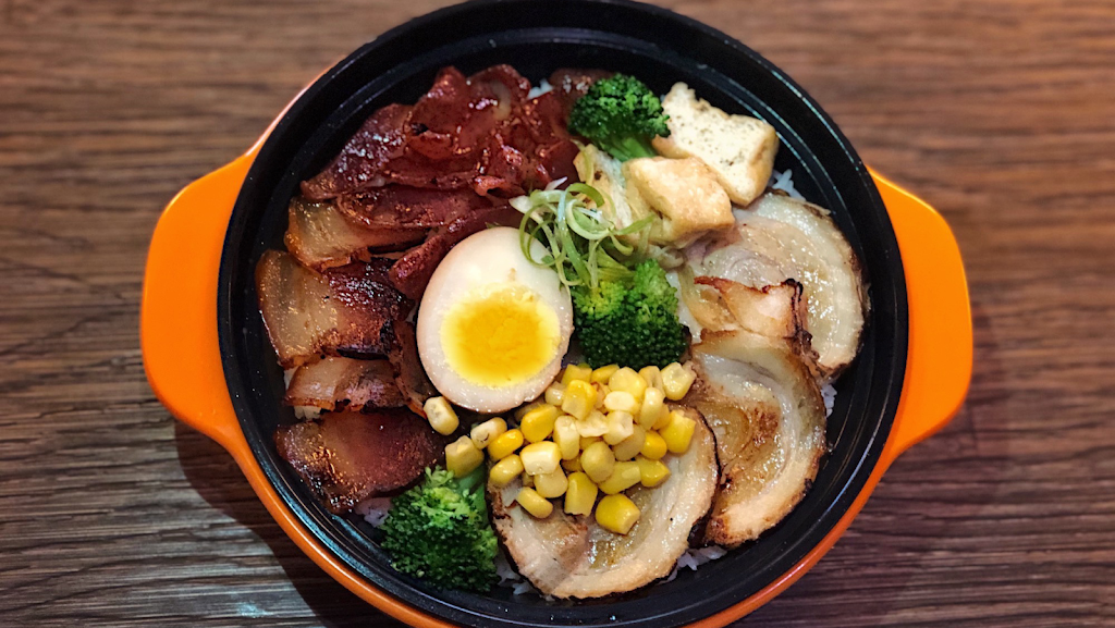 Clay Pot Rice | 4515 Macleod Trail SW, Calgary, AB T2B 0A5, Canada | Phone: (403) 455-6802