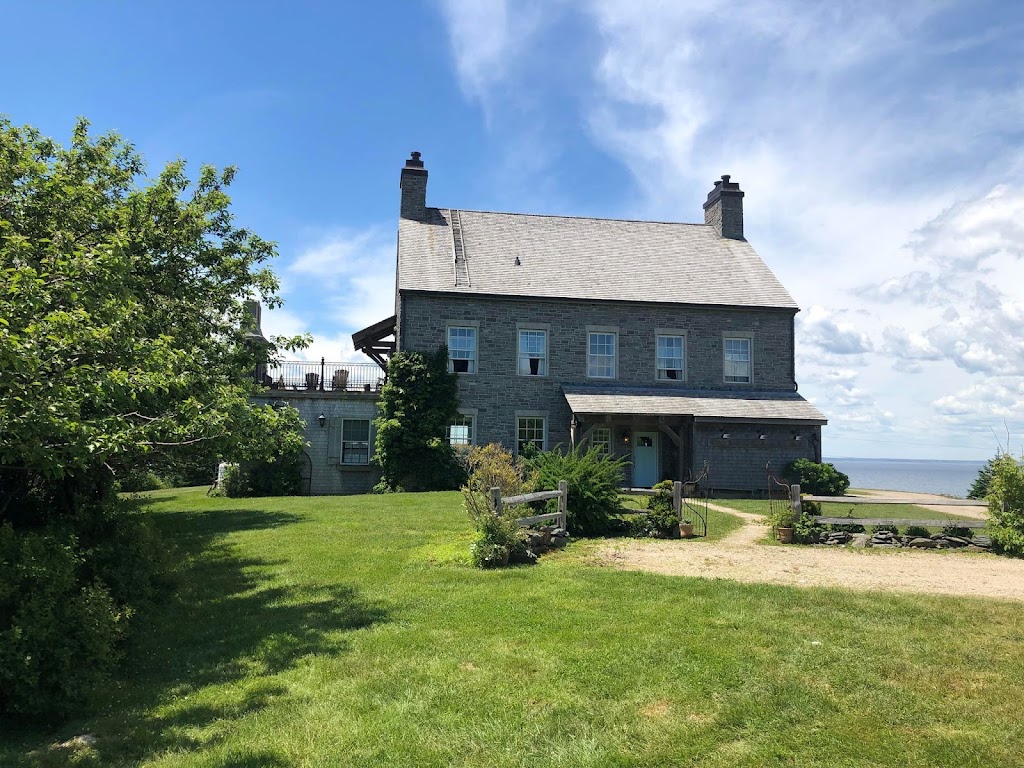 Harbour Mist | 60 Oceanview Dr, Hubbards, NS B0J 1T0, Canada | Phone: (902) 293-0044
