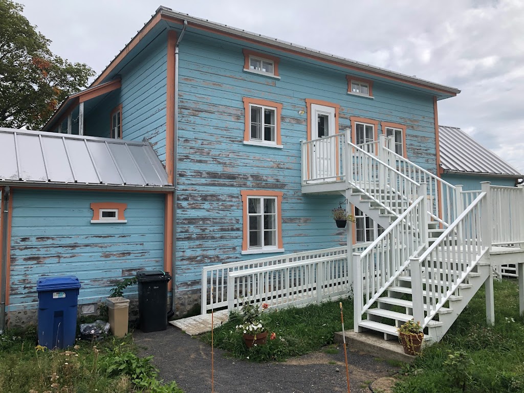 Coopérative de Solidarité LAffluent | 1300 Rue Principale, Petite-Rivière-Saint-François, QC G0A 2L0, Canada | Phone: (418) 632-5653