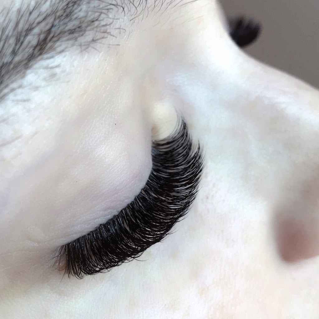 Maxx Lashes Eyelash and Wax Studio | 2919 Military Rd #200, Niagara Falls, NY 14304, USA | Phone: (716) 201-6020