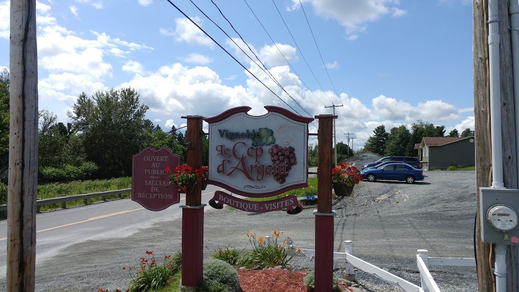 Vignoble Le Cep dArgent | 1257 Chem. de la Rivière, Magog, QC J1X 3W5, Canada | Phone: (819) 864-4441
