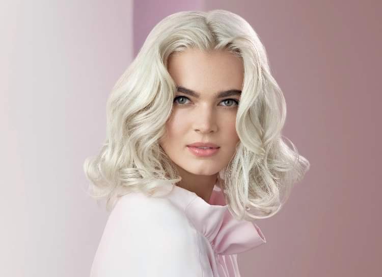Salon du Quartier | 2 Ch De LEquerre, Baie-Saint-Paul, QC G3Z 2Y5, Canada | Phone: (418) 435-5516