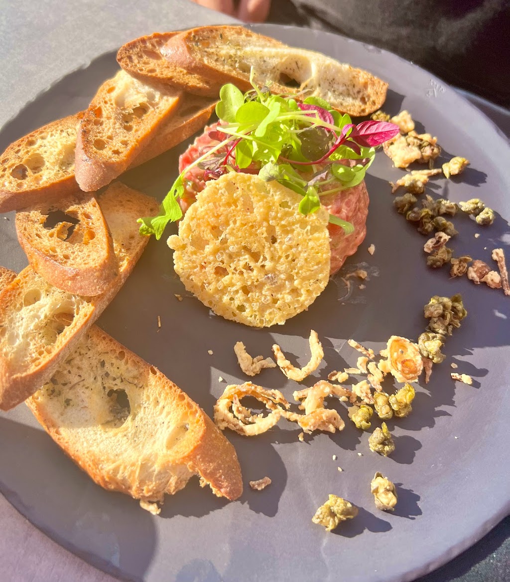 La Brasserie des Mercenaires Culinaires | 409 Rue de St Jovite, Mont-Tremblant, QC J8E 2Z9, Canada | Phone: (819) 717-4141